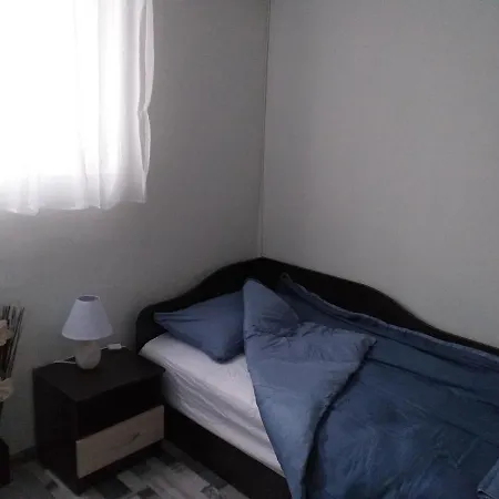 термите Βάρνα